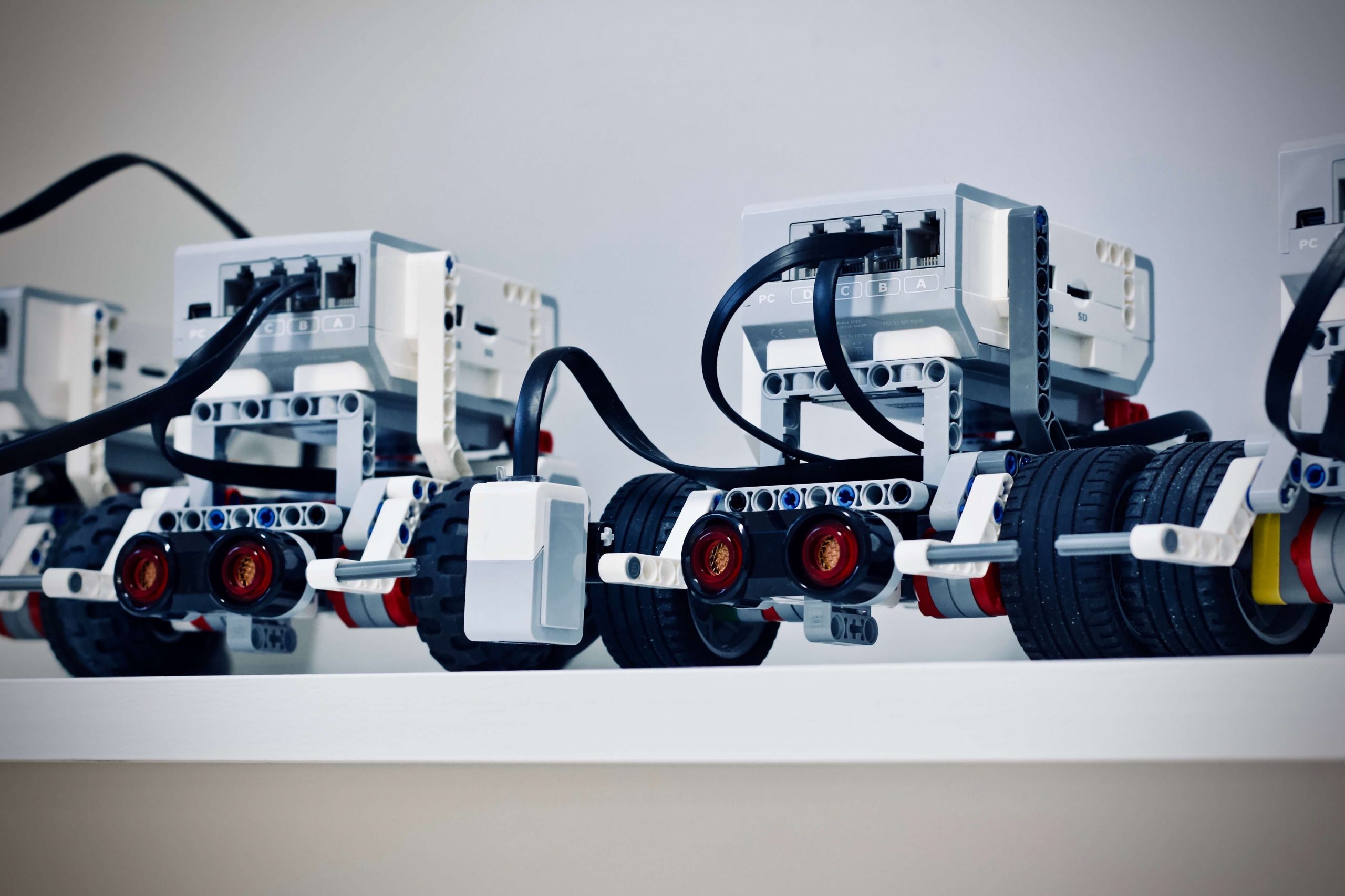 What Does a Robotics Technician Do? Goodwin University