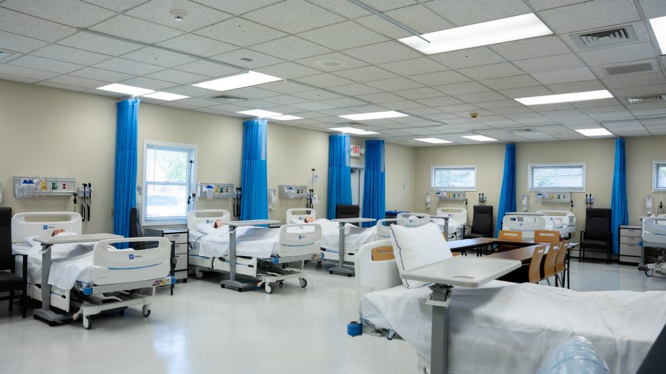 LPN pros and cons