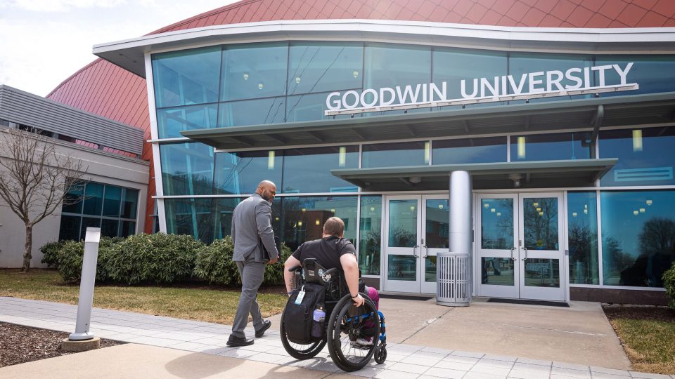 accessible college in connecticut