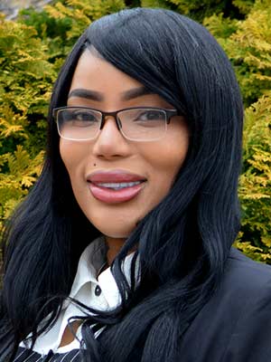 headshot of Aqueela Talat Hassan