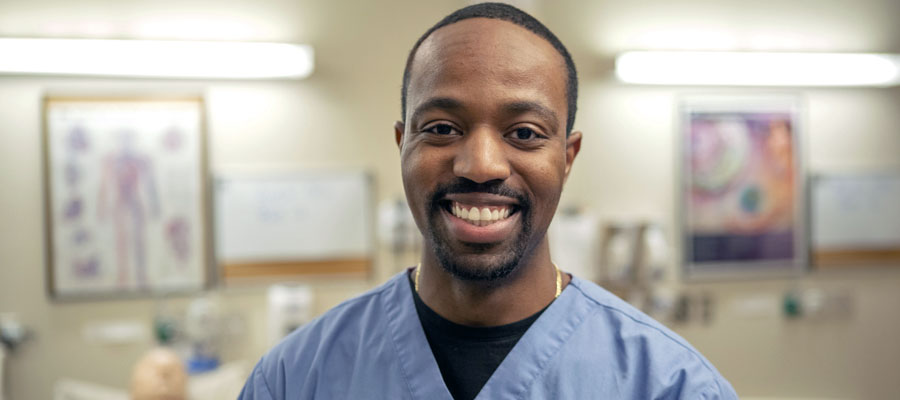how do you become an RN?