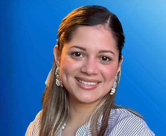 headshot of Joselyn Gutierrez, Goodwin University first-generation student reviews